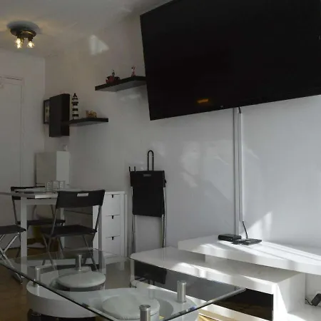 Studio Cap D'Agde, 1 Piece, 3 Personnes - Fr-1-249-249 Agde