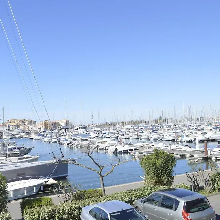 Apartment Studio Cap D'Agde, 1 Piece, 3 Personnes - Fr-1-249-249